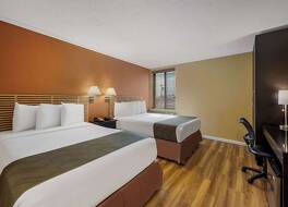 クオリティ  イン JFK エアポート ロックアウェイ ブルバード