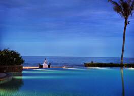 ナラダ リゾート アンド スパ パヒューム ベイ 写真