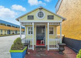 デイズ イン & スイーツ バイ ウィンダム テレ ホート 写真