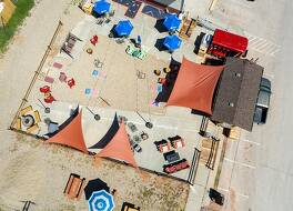 アメリカズ ベスト バリュー イン バイ ザ リバー ホット スプリングス 写真