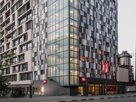 イビス エシュ ベルヴァル 写真