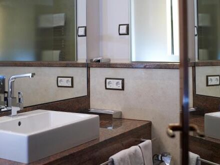 ゴルデナー・カルプフェン (金鯉亭) 写真