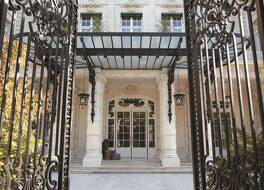 シャングリラ ホテル パリ