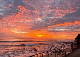 Grand Palais Boolarong Beachside Resort 写真