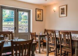 ザ  ベイティング ハウス アンド ロッジズ 写真