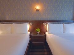 ホテル エディソン 写真