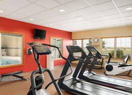 カントリー イン & スイーツ バイ ラディソン シカモア イリノイ 写真