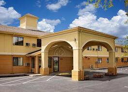 スーパー 8 バイ ウィンダム マンシー / ボール ストリート カレッジ エリア