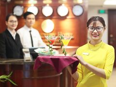 ノヴァ ラクジュアリー ホテル 写真