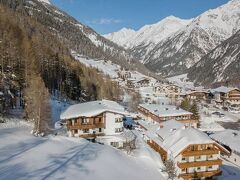 アパートメント アルピン 写真