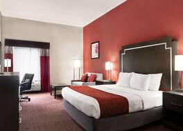 デイズ イン & スイーツ バイ ウィンダム マーフリーズボロ 写真