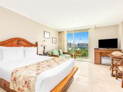 ルアナ ワイキキ ホテル & スイーツ 写真