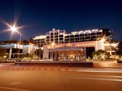 ラオ プラザ ホテル 写真