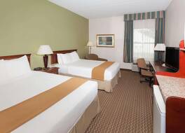 ベイモント バイ ウィンダム ラファイエット 写真