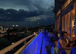 ヘッコ デラックス ホテル 写真