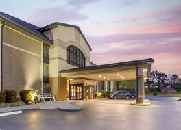 ベストウェスタン プラス ノックスビル シーダー ブラフ 写真