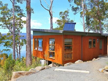 スチュワーツ ベイ ロッジ 写真