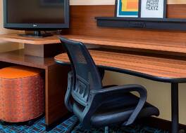 フェアフィールド イン & スイーツ ゲイルズバーグ 写真