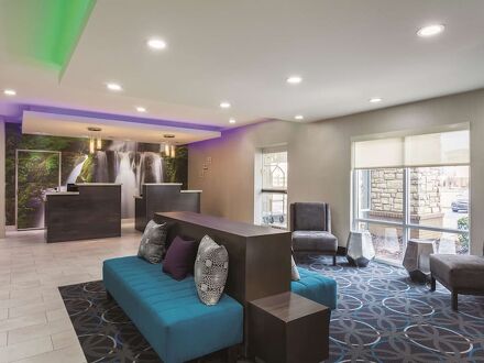 ラ キンタ イン & スイーツ バイ ウィンダム ホプキンズヴィル 写真