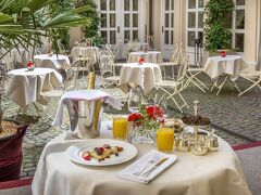 インペリアル ホテル & レストラン 写真