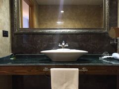 Neba Royal Hotel 写真