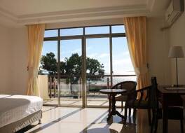 Emerald Hotel & Restaurant 写真