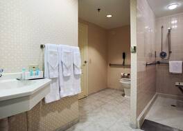Hilton Chicago/Oak Brook Suites 写真
