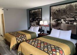 スーパー  8 バイ ウィンダム チェノア