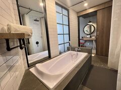 ホテル フォルトゥナグランデ ジェンベル 写真