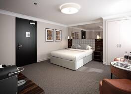 ストランド パレス 写真