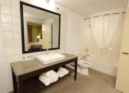 カントリー イン & スイーツ バイ ラディソン クリスタル レイク イリノイ 写真