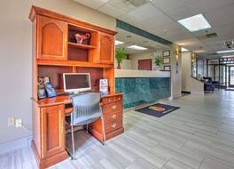 スーパー 8 バイ ウィンダム ウォータールー 写真