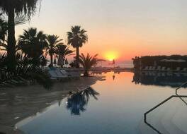 Venus Beach Hotel Paphos 写真