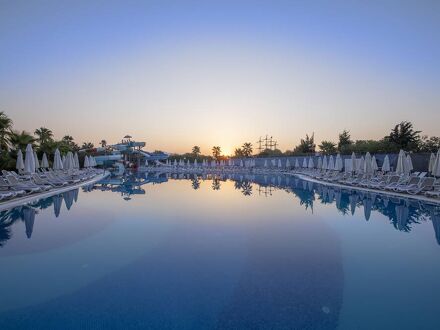 レイク リバー サイド ホテル スパ - ウルトラ  オールインクルーシブ 写真