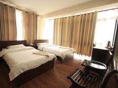 ホテル ヤンブ 写真