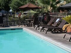 Oxford Suites Chico 写真