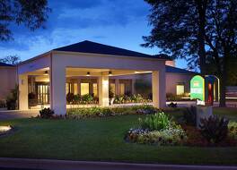 Courtyard by Marriott Chicago Naperville