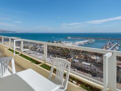 ホテル アパルタメントス Pyr フエンヒロラ 写真