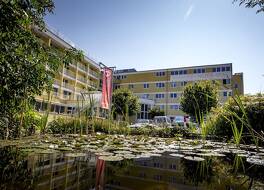 ノヴァパーク ダス フルグツグホテル 写真