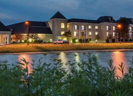 ダブルツリー バイ ヒルトン シカゴ ウッドデール エルクグローブ