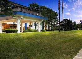 ハンプトン イン シカゴ ナパービル ニア NIU カンファレンス センター 写真