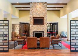 フォーポインツ バイ シェラトン バッファロー グローブ 写真