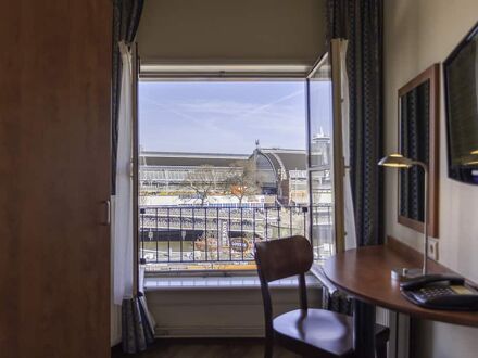 A トレイン ホテル 写真