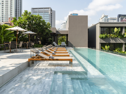 アドリブ バンコク 写真