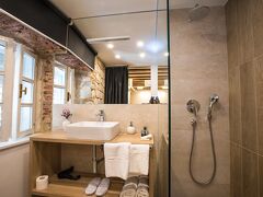 ホステル スパラタス 写真