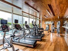 ヒルトン ガーデン イン バンコク シーロム 写真