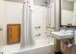 レッド ルーフ イン プラス + ナッシュビル エアポート 写真