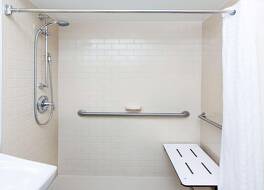 ソネスタ シンプリー スイーツ シカゴ ネーパービル 写真