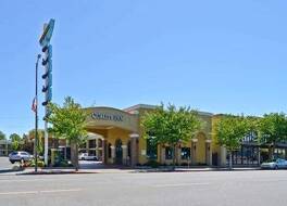 クオリティ イン チーコ+H5284 写真