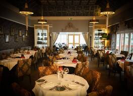 ブロックリー ホール 写真